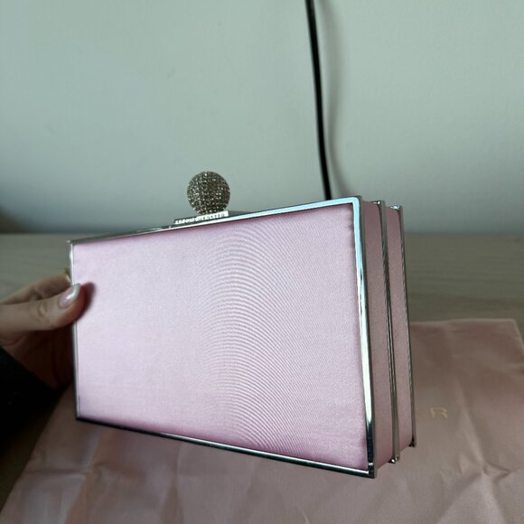 NWT Sophia Webster Clara Clutch Box Bag Pink Satin With Chain Strap - Picture 5 of 12